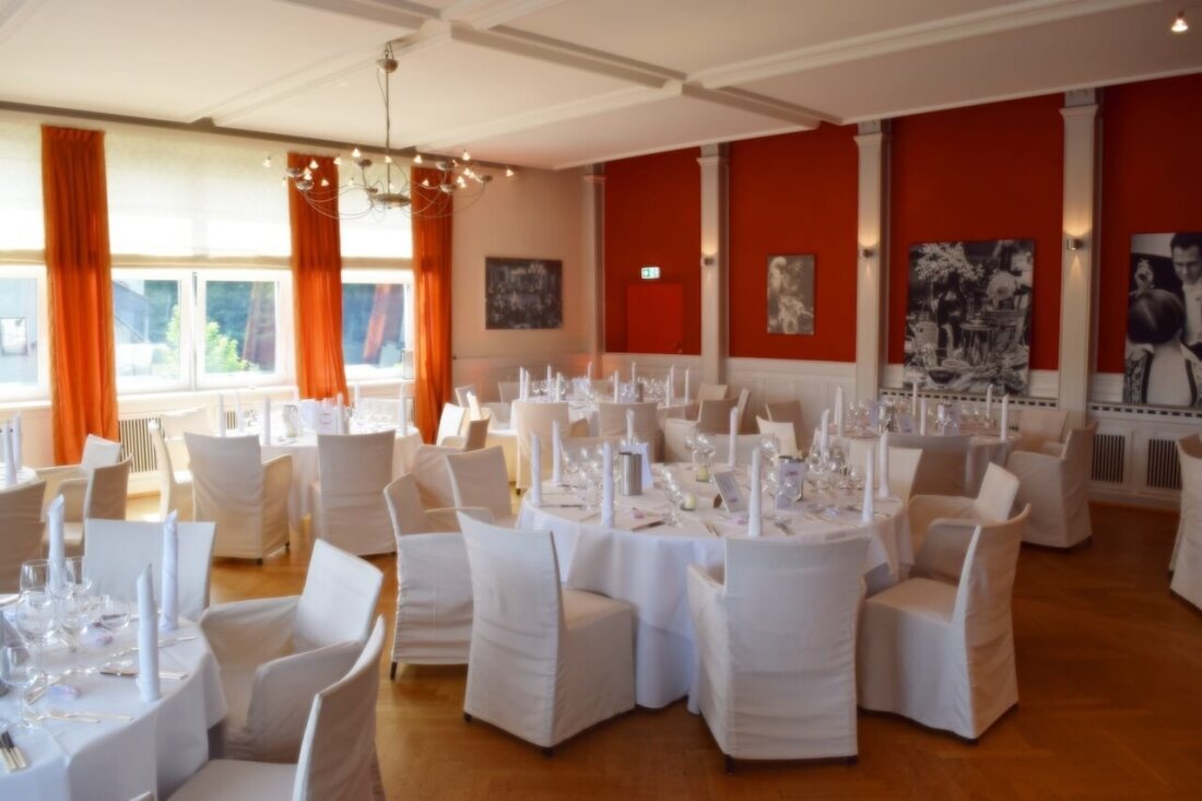 Hochzeit Parkhaus Hügel
